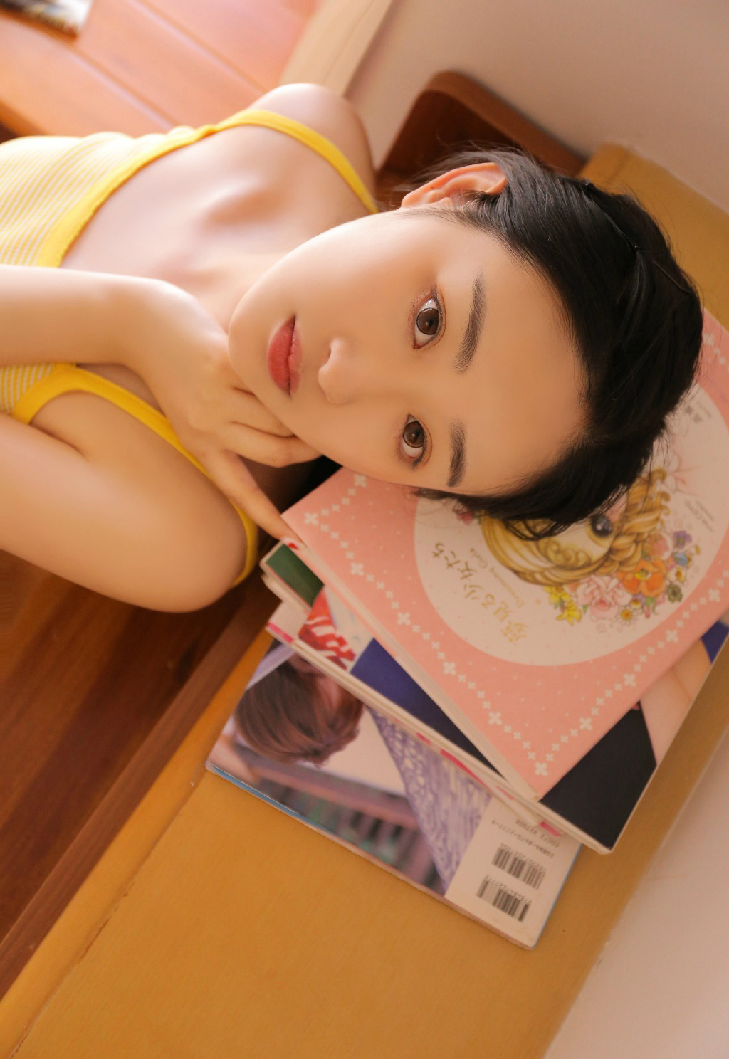 李冰冰连衣裙简洁优雅性感写真图片图片