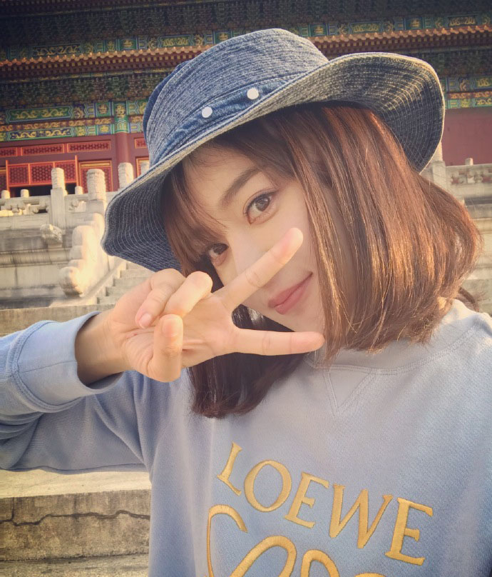 袁姗姗横店故宫小清新旅拍写真图片图片