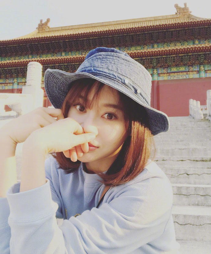 袁姗姗横店故宫小清新旅拍写真图片图片