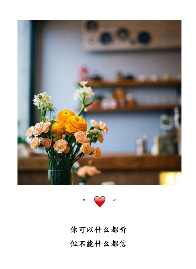 陈妍希露背超短裙性感亮相 被评唱功差心情低落图片