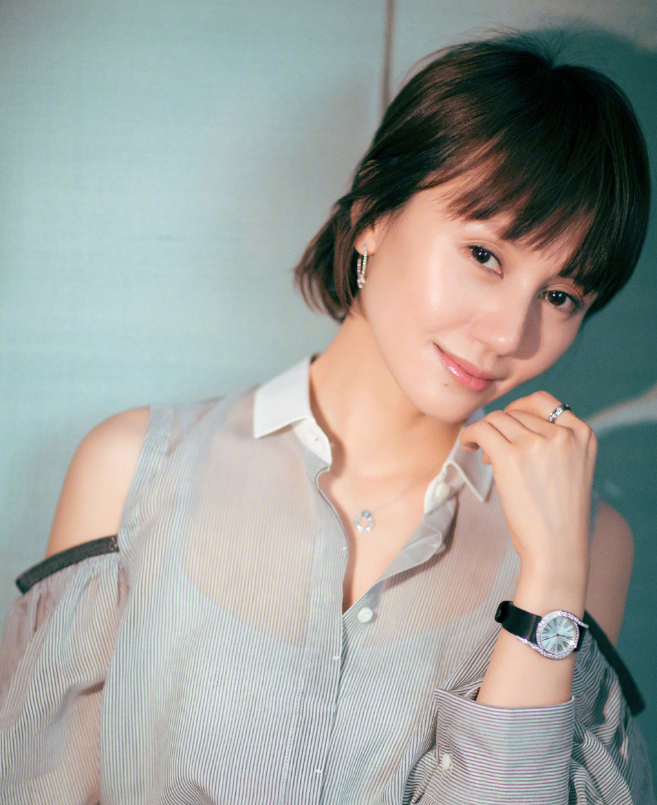 中国内地湖北省荆州女演员袁泉优雅高级时尚写真图片图片