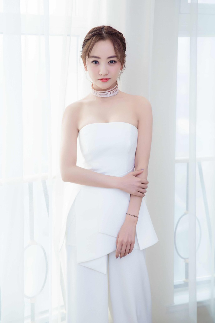 高清中国内地云南保山女演员杨蓉魅力写真图片图片 高清中国内地云南保山女演员杨蓉魅力写真图片图片