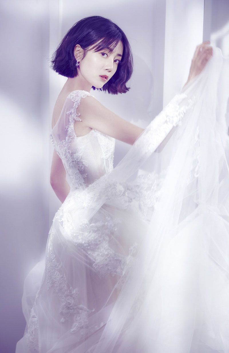 李溪芮图片
