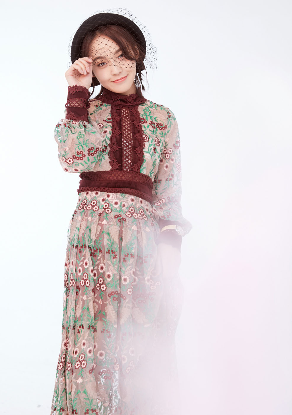 高清吉林省辽源女明星张佳宁清新白娘子造型图片图片