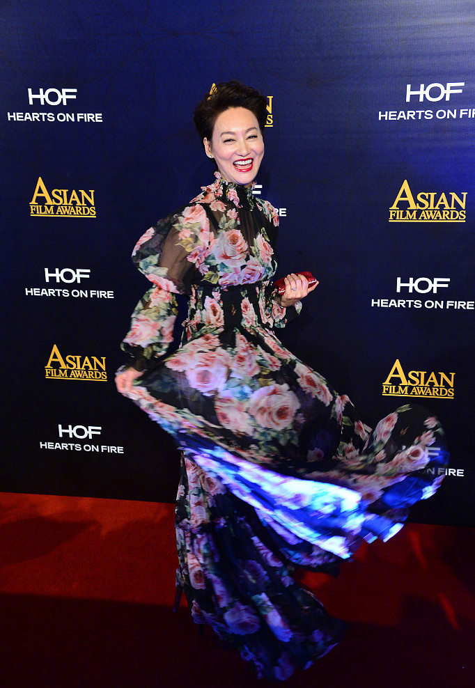 高清香港美女惠英红活动照图片图片