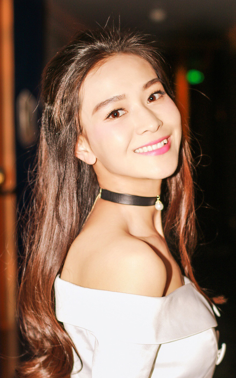 中国内地安徽女演员海铃唯美优雅婚纱写真图片图片