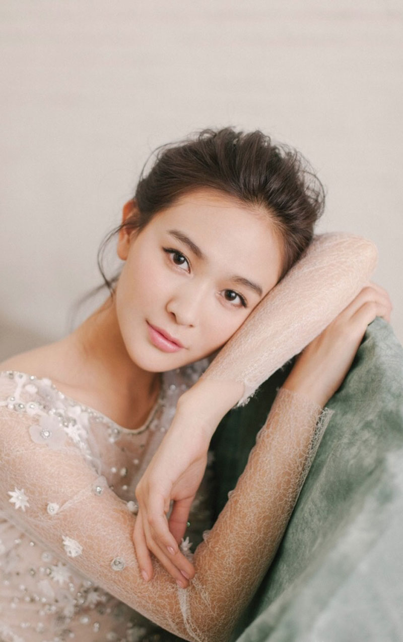 中国内地安徽女演员海铃唯美优雅婚纱写真图片图片