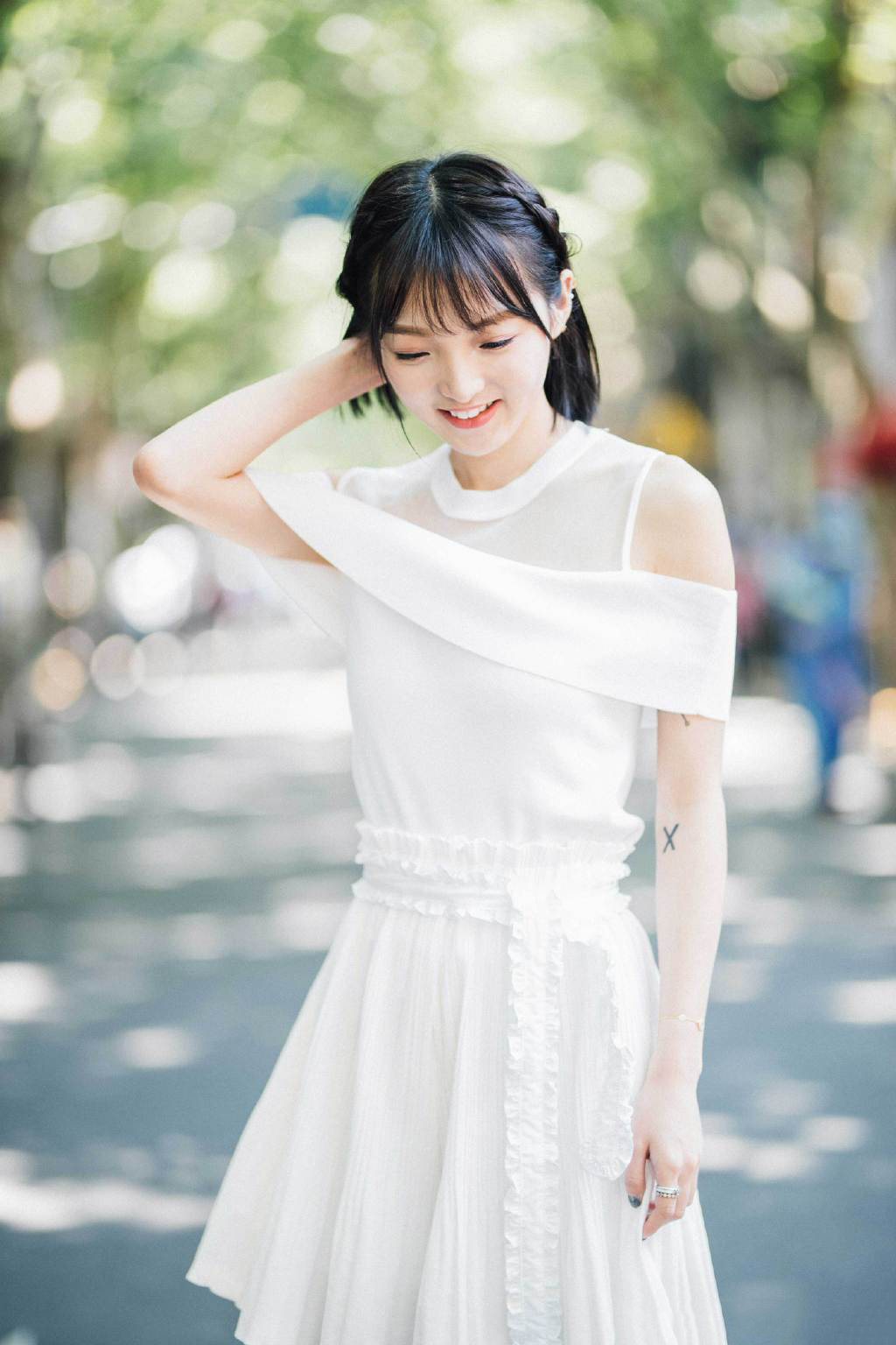 高清内陆美女星强东玥甜美清新活动照图片图片