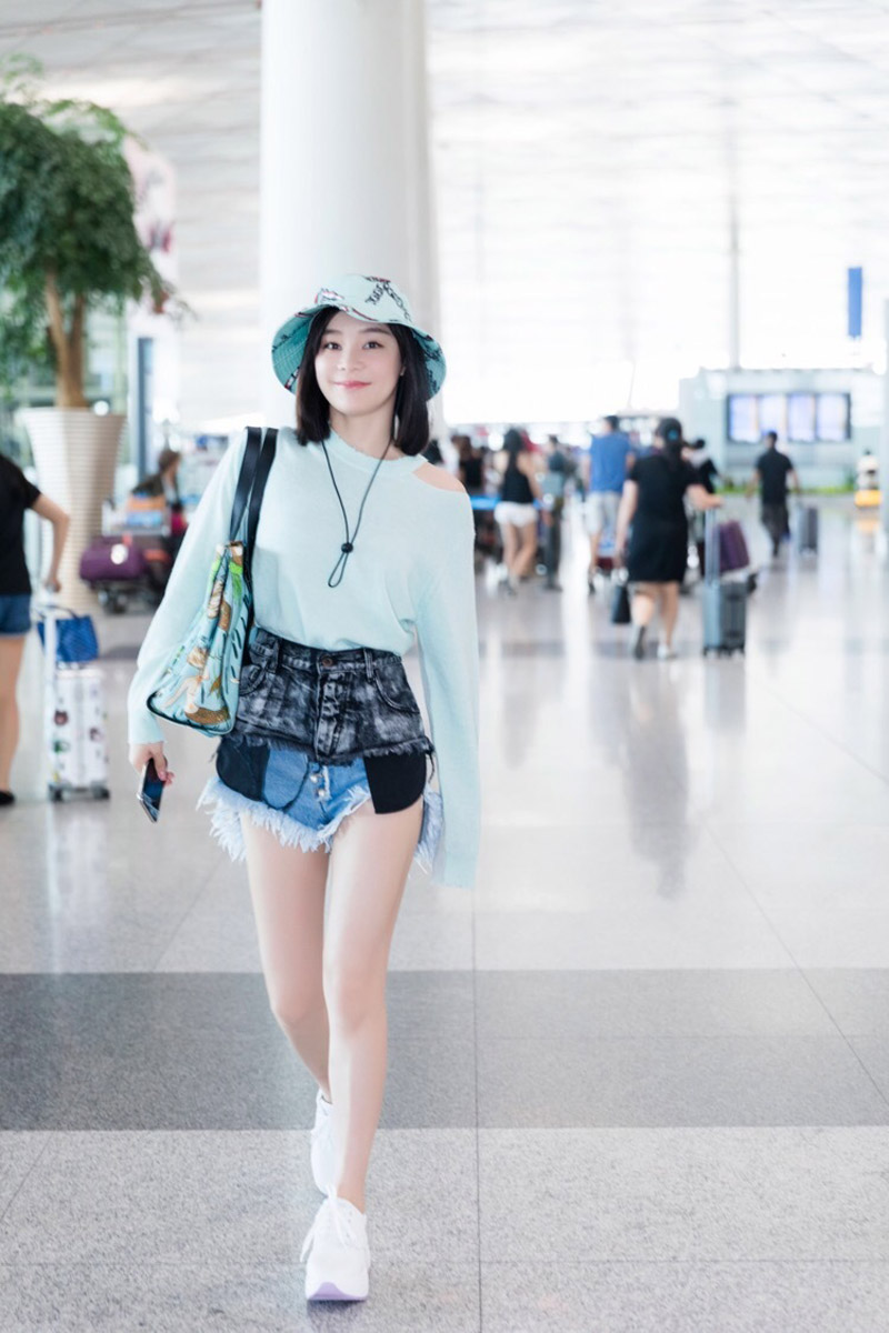 马甲线女王袁姗姗时尚性感写真图片超赞身材图片