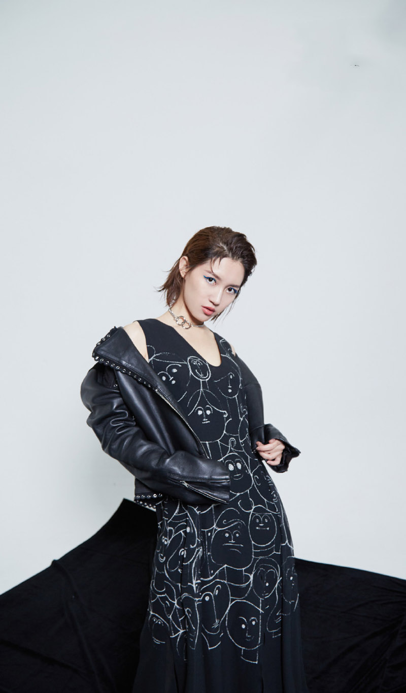 高清湖南衡阳美女气质美女苏青白色系珠宝写真图片图片