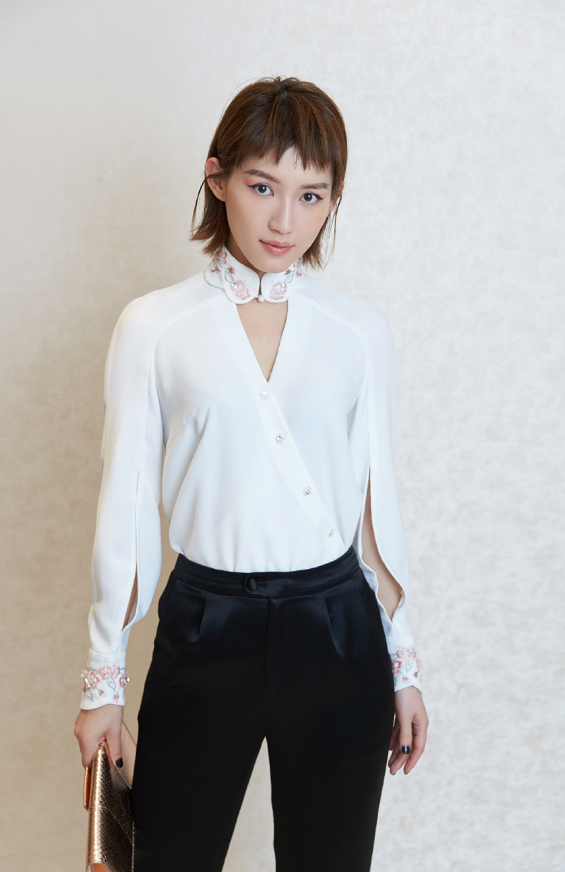 高清湖南衡阳美女气质美女苏青白色系珠宝写真图片图片