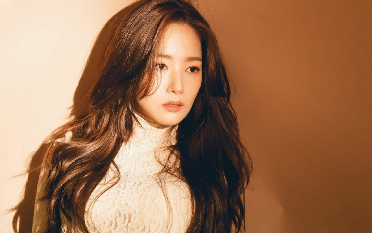 高清首尔特别美女朴敏英知性迷人简约风写真图片图片