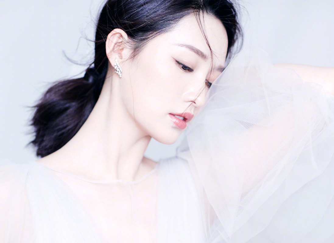 李沁图片