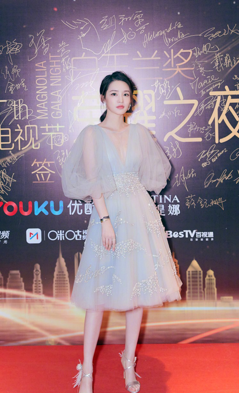 李沁图片