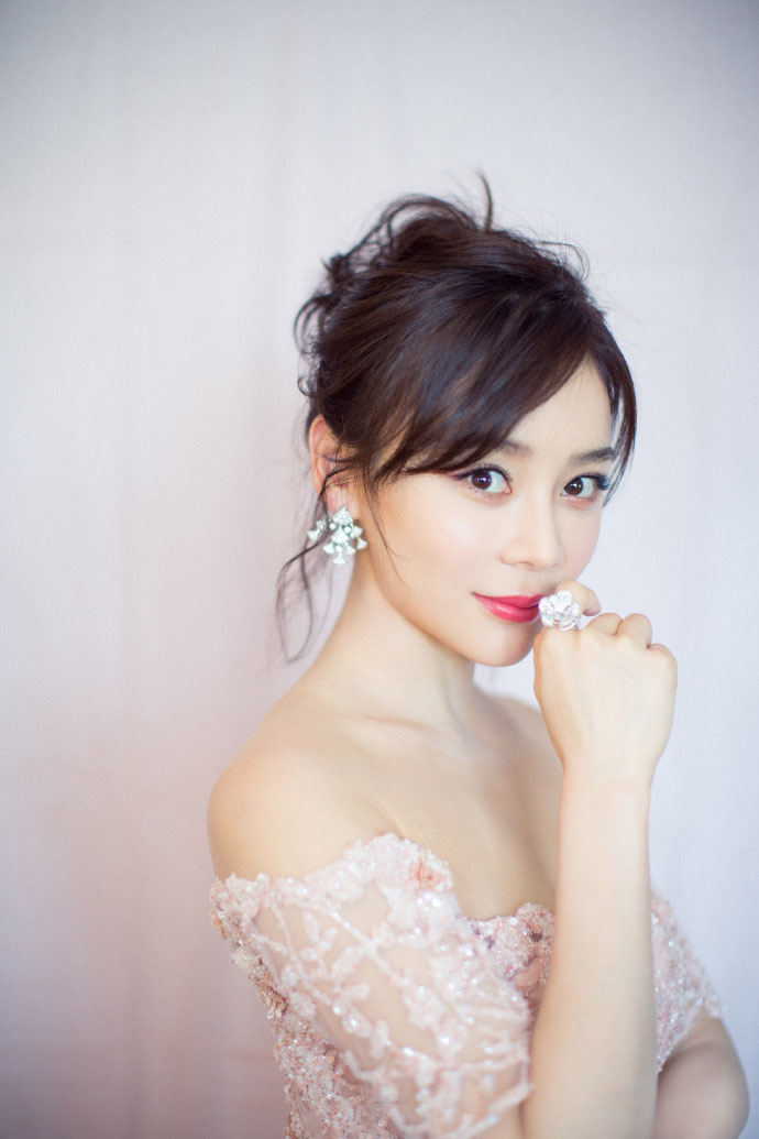马甲线女王袁姗姗时尚性感写真图片超赞身材图片