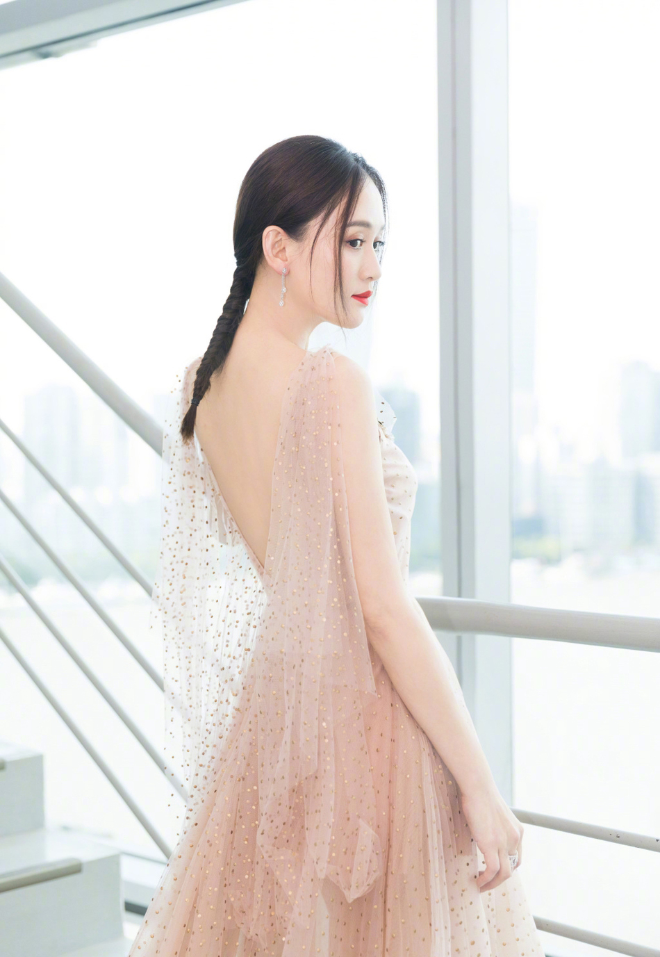 高清台湾省新竹县女演员陈乔恩《勇敢的世界》高清图片图片