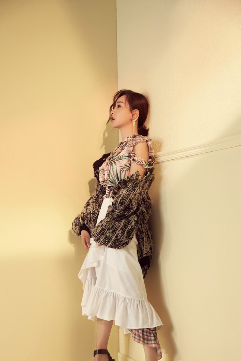 高清中国内地云南保山女演员杨蓉温婉迷人魅力写真大片图片 高清中国内地云南保山女演员杨蓉温婉迷人魅力写真大片图片