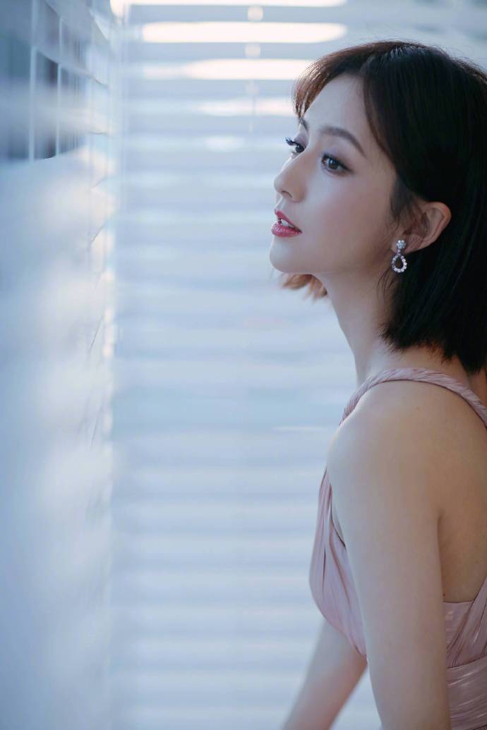 高清中国内地新疆伊犁影视女演员佟丽娅超A性感高清桌面壁纸图片 高清中国内地新疆伊犁影视女演员佟丽娅超A性感高清桌面壁纸图片