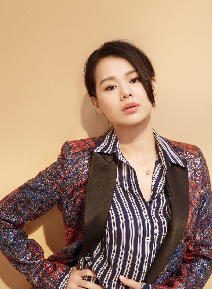 胡杏儿图片