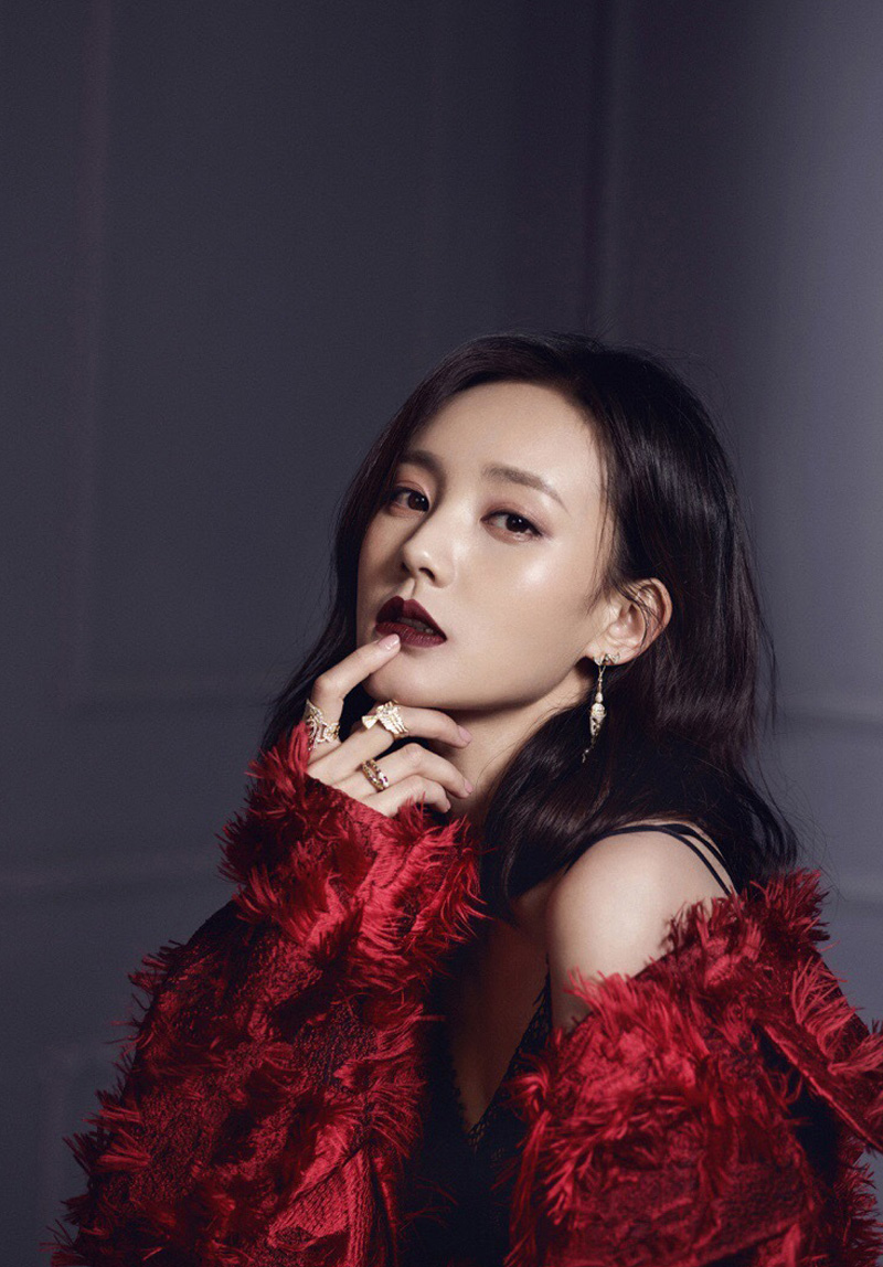 高清中国内地山东济南女演员李一桐Q清纯小公主白裙明星美女写真图片图片