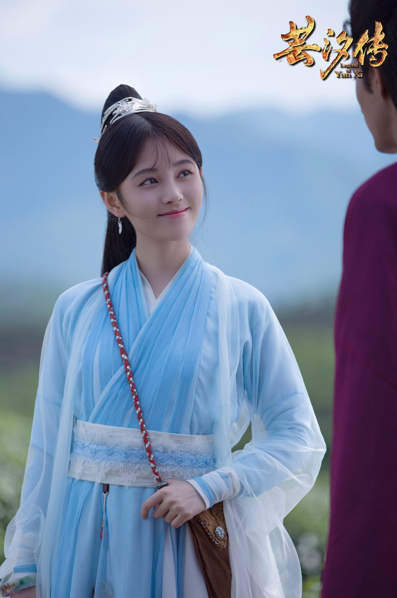鞠婧祎图片