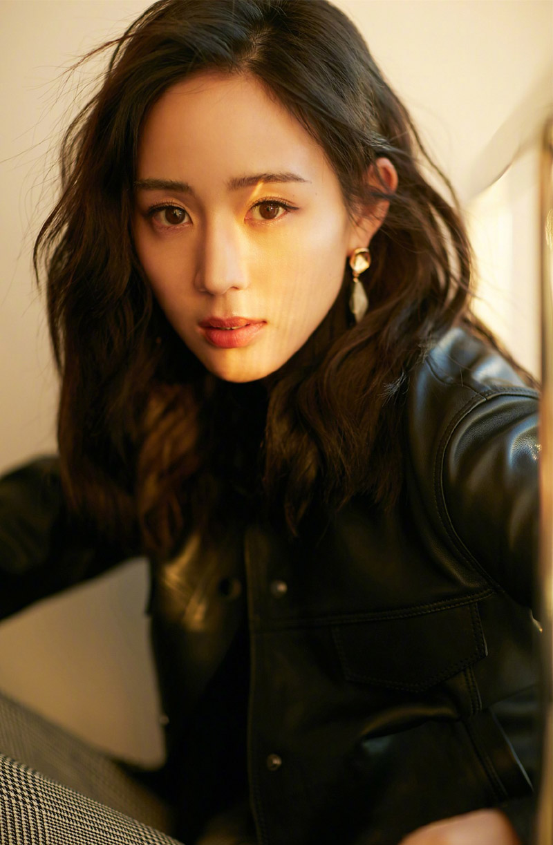 高清中国台湾影视女演员张钧甯时尚性感写真高清桌面壁纸图片