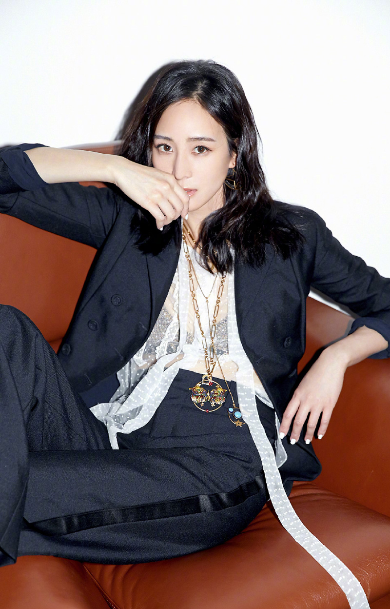 高清中国台湾影视女演员张钧甯时尚性感写真高清桌面壁纸图片