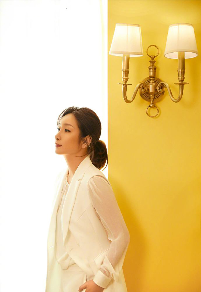 高清中国辽宁省营口女演员秦海璐写真图片图片