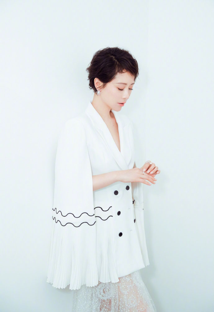 女明星海清图片
