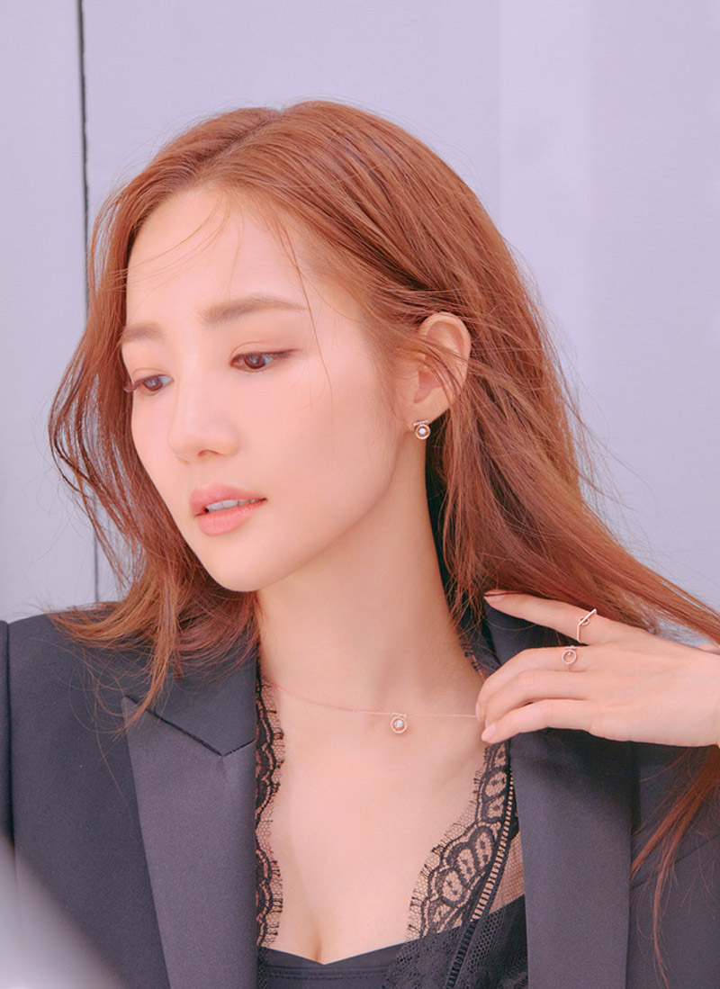 高清首尔特别美女朴敏英成熟优雅时尚杂志写真图片图片