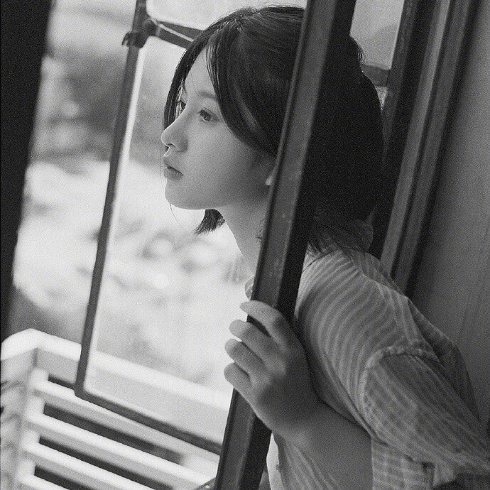 唯美复古女生头像图片图片