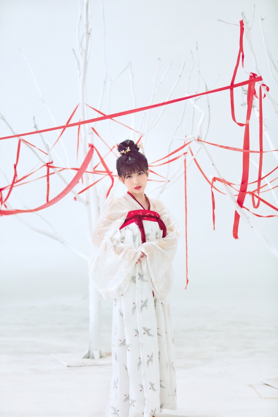 高清广东深圳女星火箭少女101yamy赖美云傅菁黑白配写真图片图片