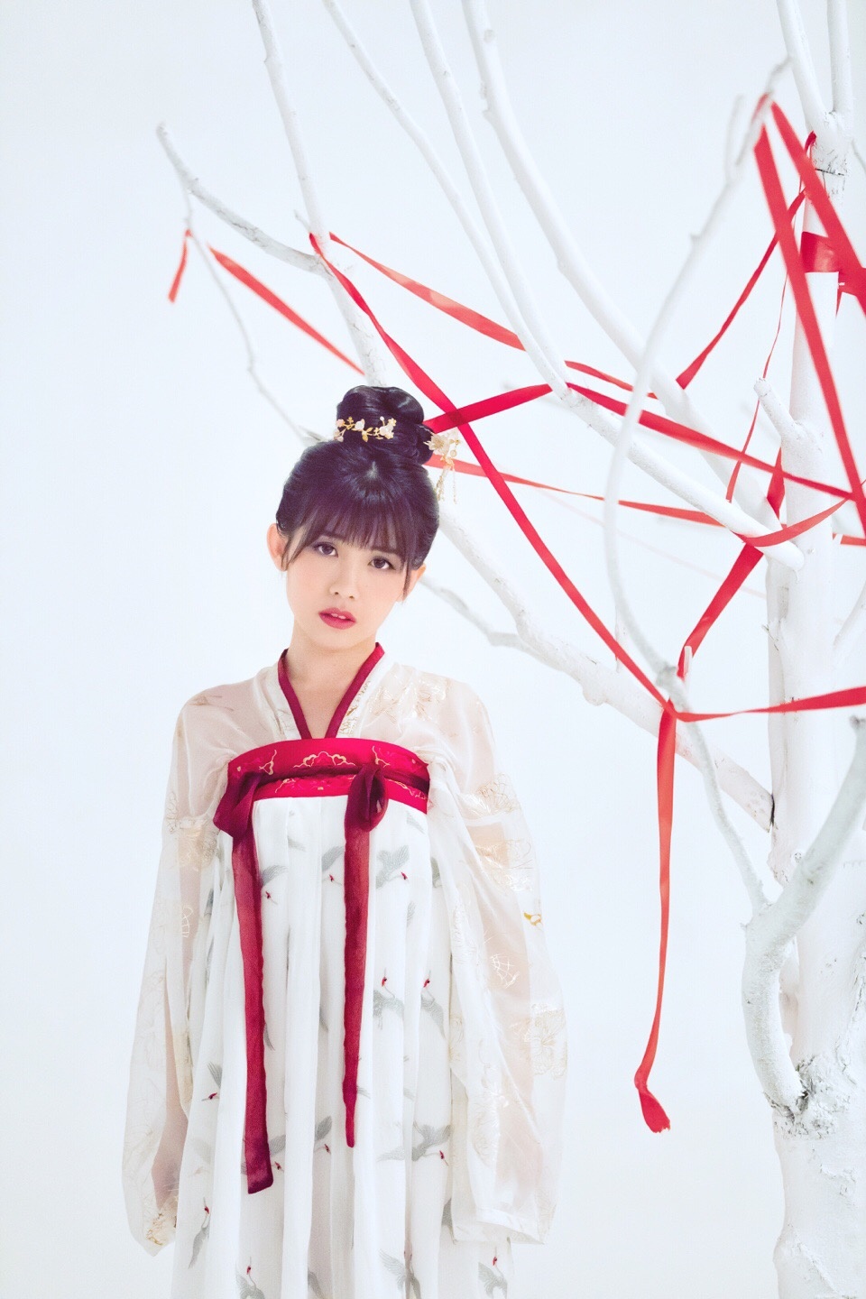 高清广东深圳女星火箭少女101yamy赖美云傅菁黑白配写真图片图片