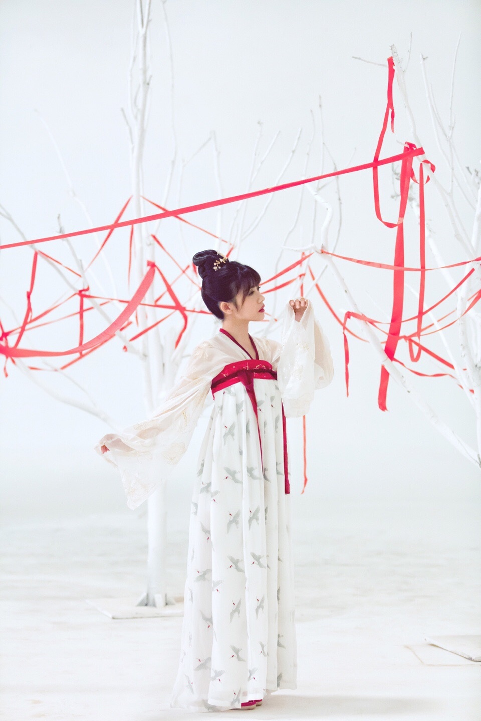 高清广东深圳女星火箭少女101yamy赖美云傅菁黑白配写真图片图片