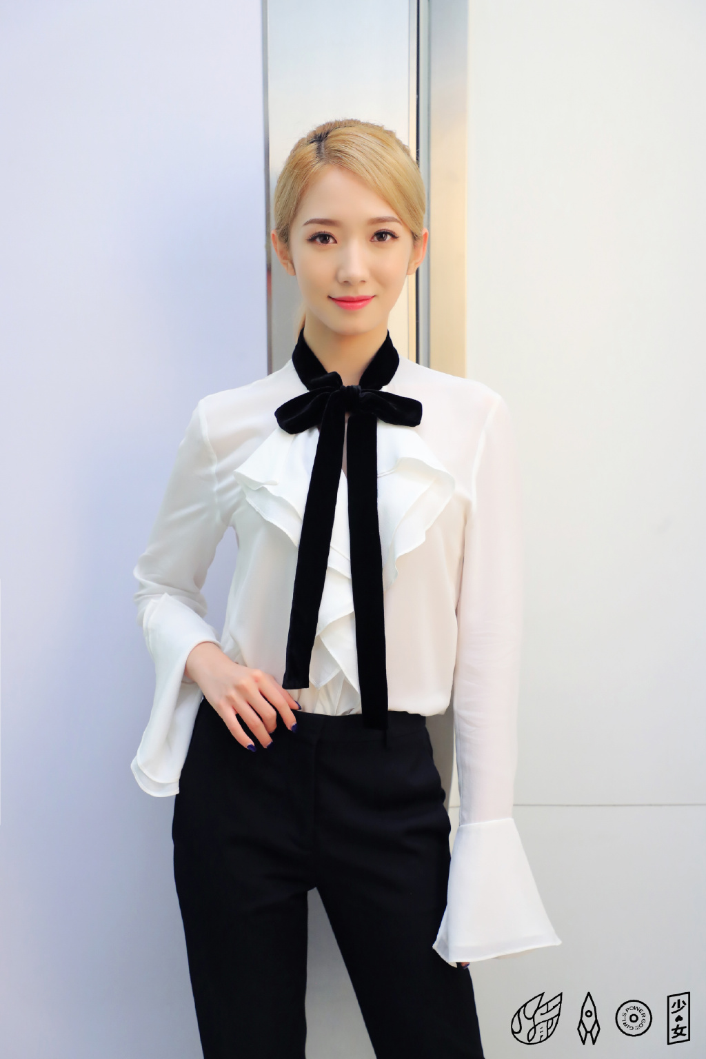 高清女明星孟美岐星空演讲超美图片图片