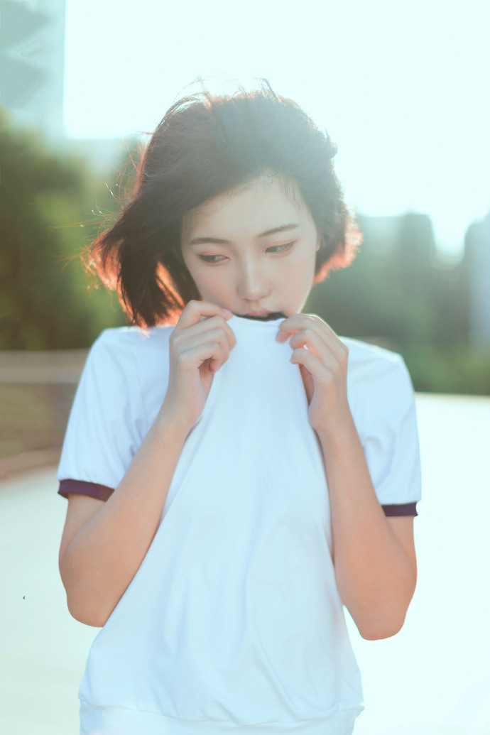美女图片 运动装美女图片 健身美女图片 长腿美女图片图片