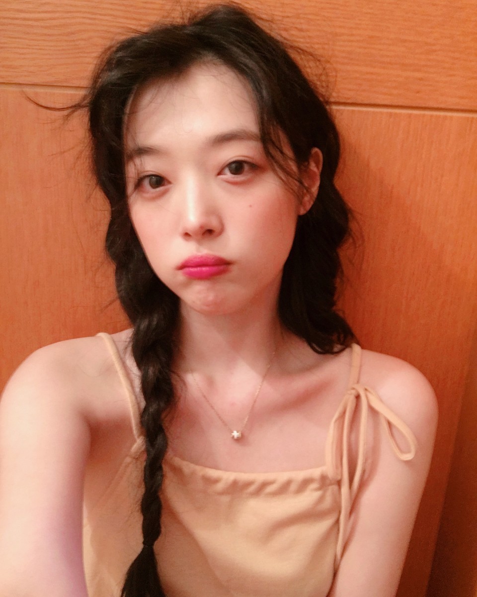 高清性感韩国釜山美女崔雪莉短发自拍写真图片图片