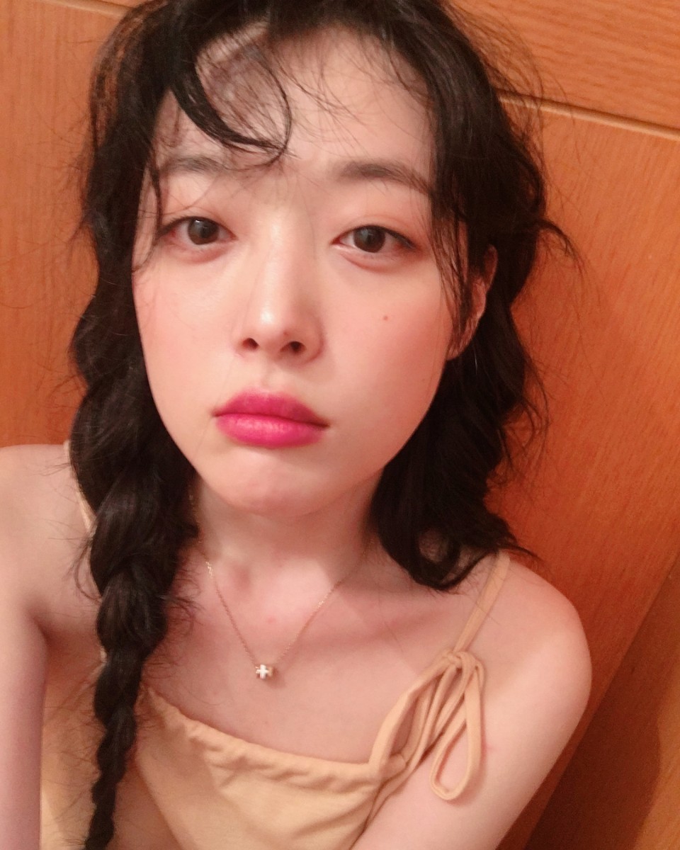高清性感韩国釜山美女崔雪莉短发自拍写真图片图片