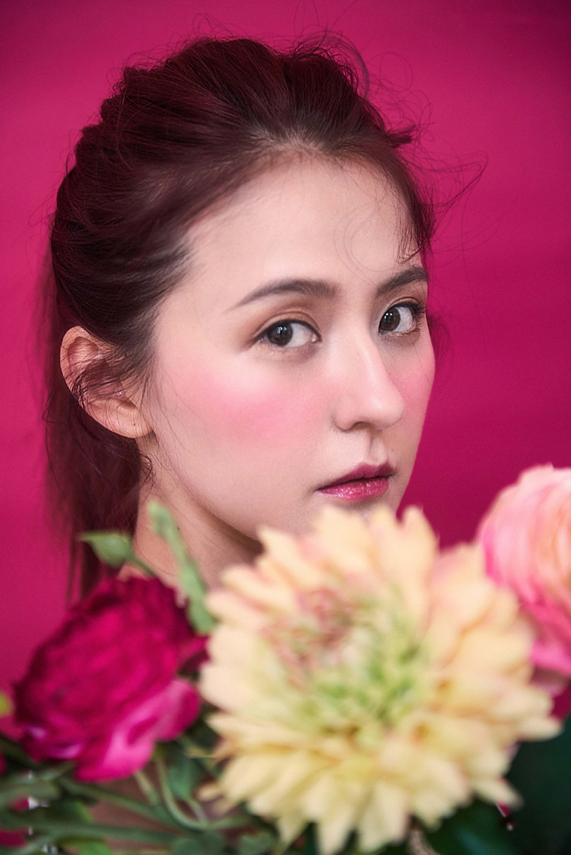 热依扎图片