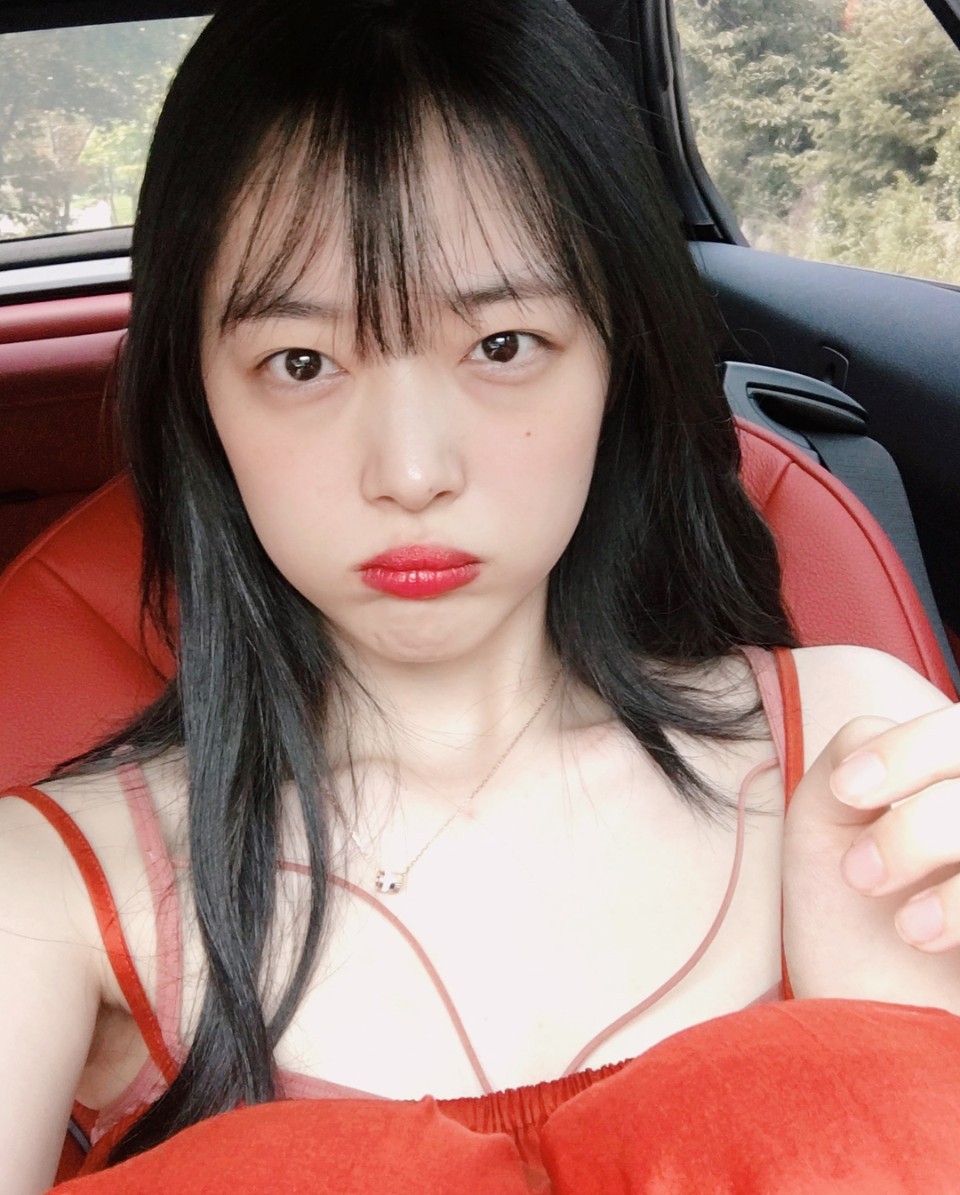 高清性感韩国釜山美女崔雪莉短发自拍写真图片图片