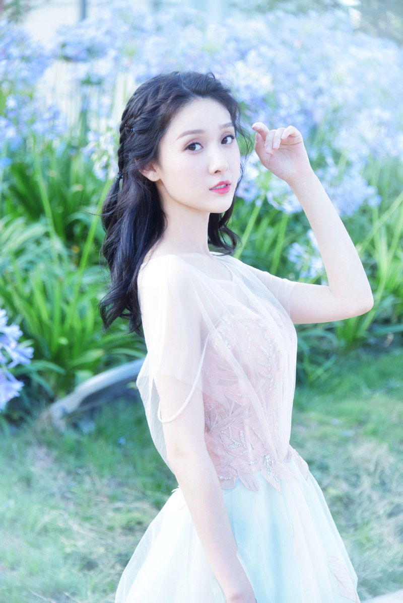 子璇图片