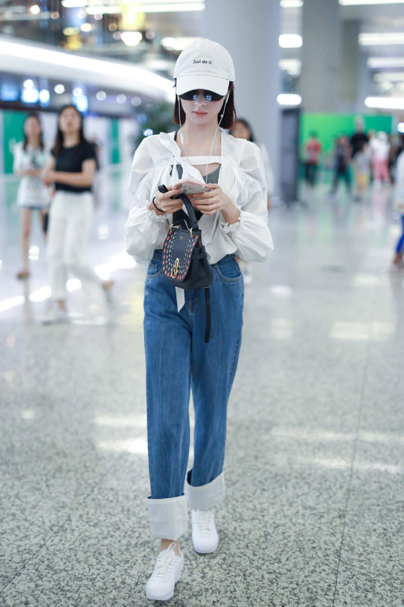 胡冰卿冰蓝系活泼明朗写真图片图片