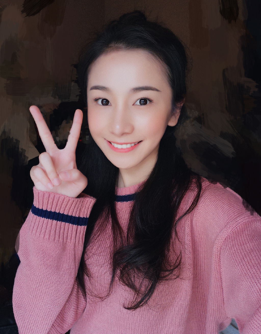 姜梓新图片
