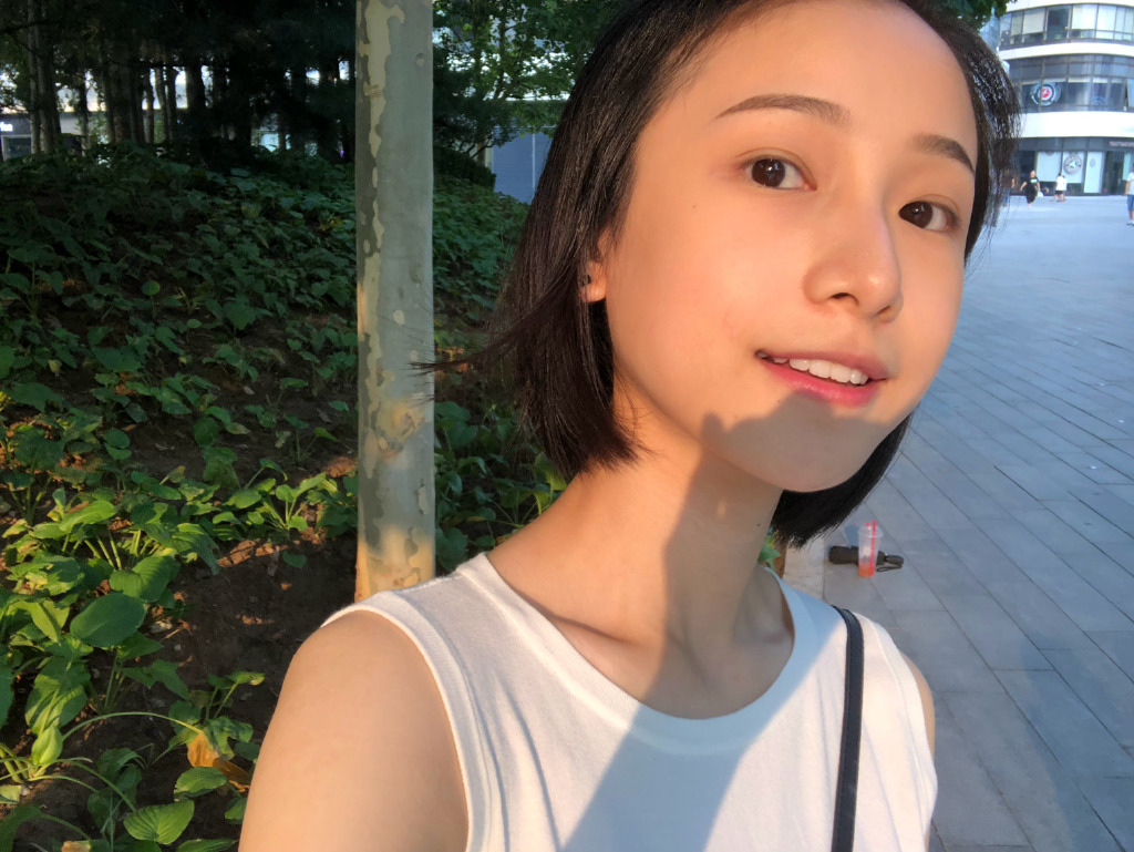 高清中国内地女演员美女姜梓新清新俏丽时尚写真图片图片