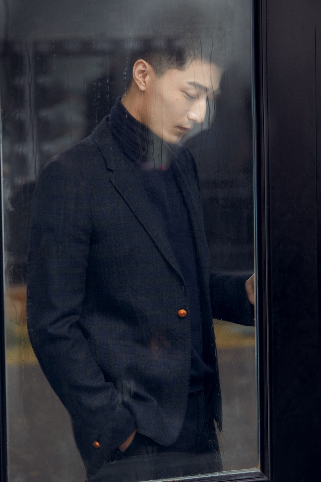 大陆内地南京男演员金泽灏深色西装帅气有型图片图片 大陆内地南京男演员金泽灏深色西装帅气有型图片图片