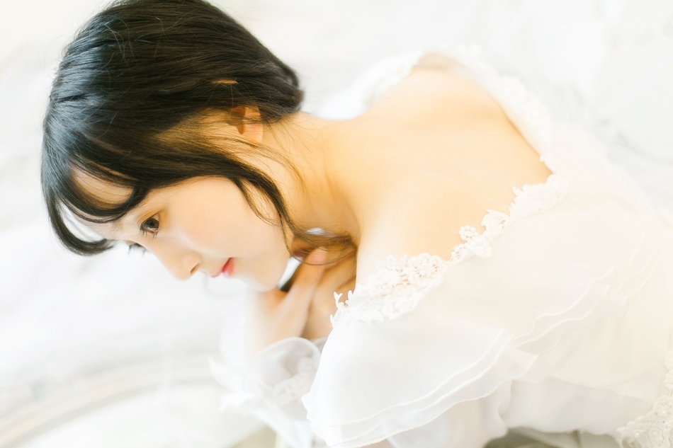 王的女人曝陈乔恩袁姗姗共浴照图片图片