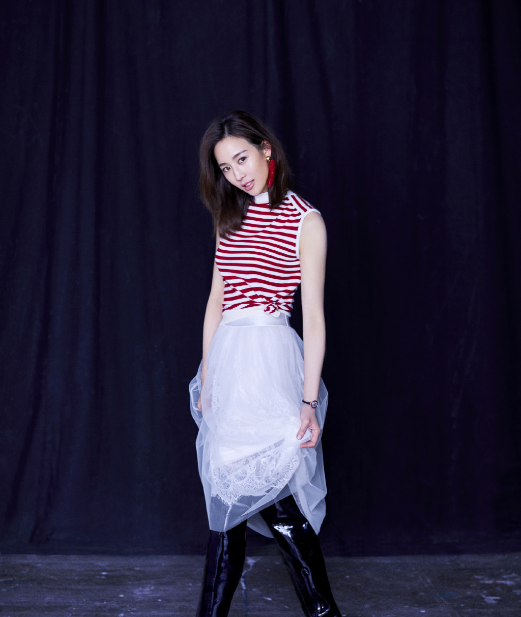 高清中国台湾影视女演员张钧甯时尚性感写真高清桌面壁纸图片