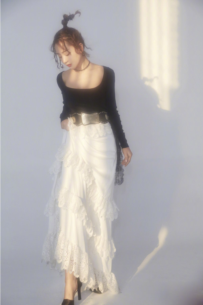 高清中国内地云南保山女演员杨蓉最新性感时尚大片写真图片图片 高清中国内地云南保山女演员杨蓉最新性感时尚大片写真图片图片