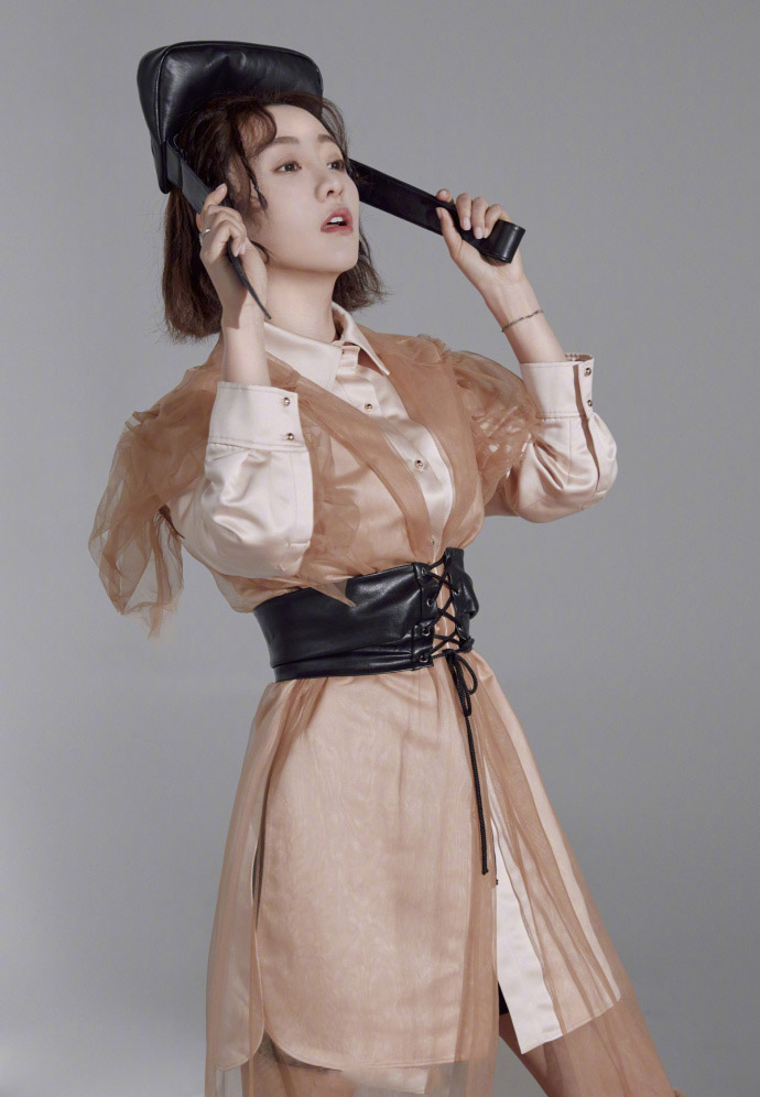 高清中国内地云南保山女演员杨蓉最新性感时尚大片写真图片图片 高清中国内地云南保山女演员杨蓉最新性感时尚大片写真图片图片