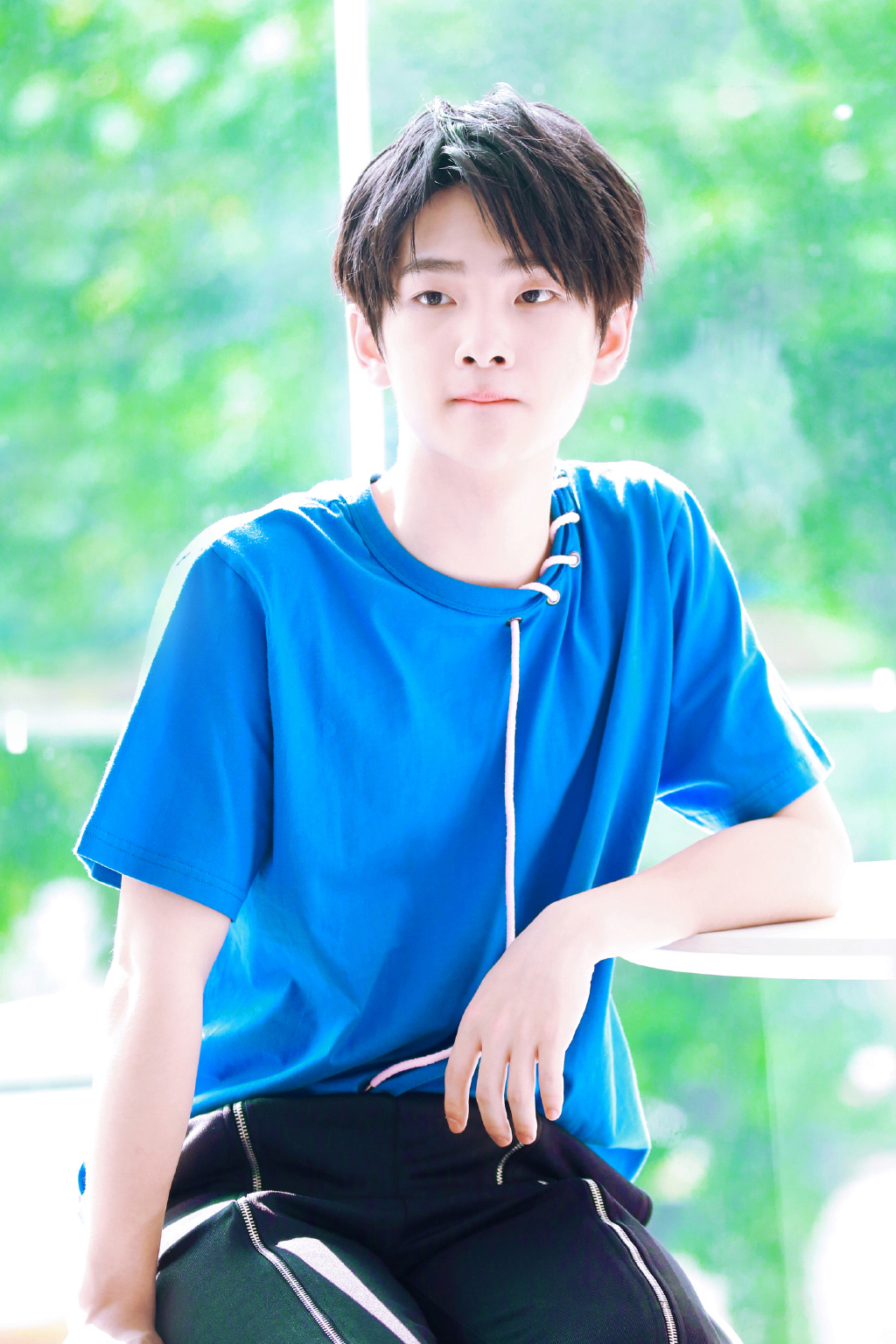 高清大陆男明星周震南高清帅气图片图片